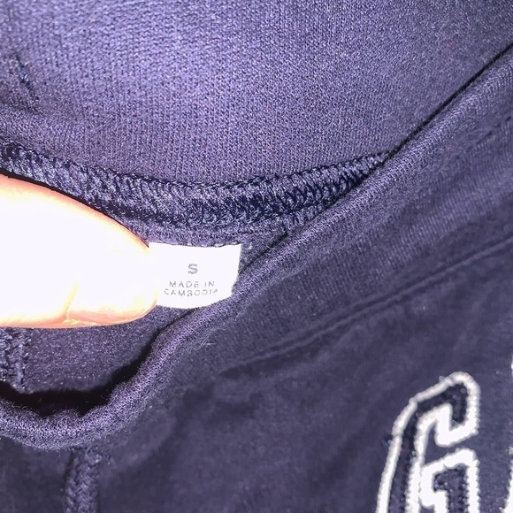 GAP outfit ribbed, tank top, GAP shorts navy blue, and striped T-shirt Small - Picture 5 of 9